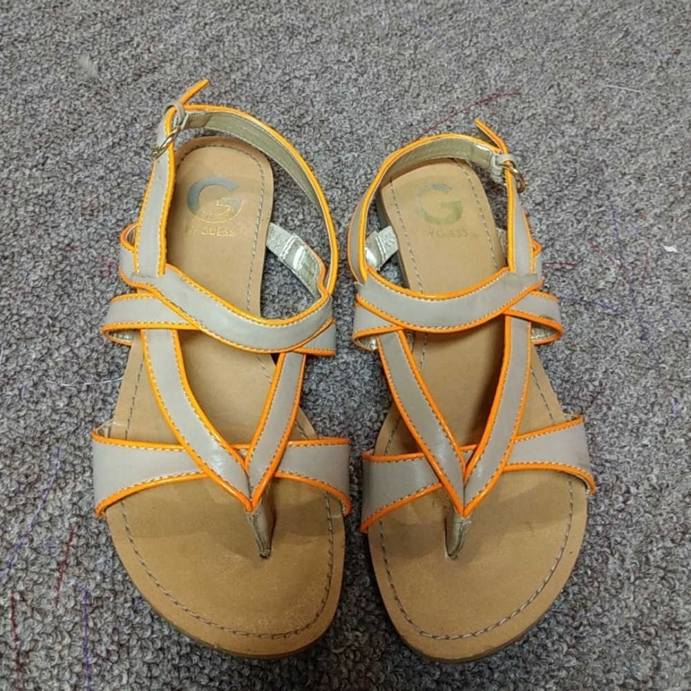 Guess womans sandals